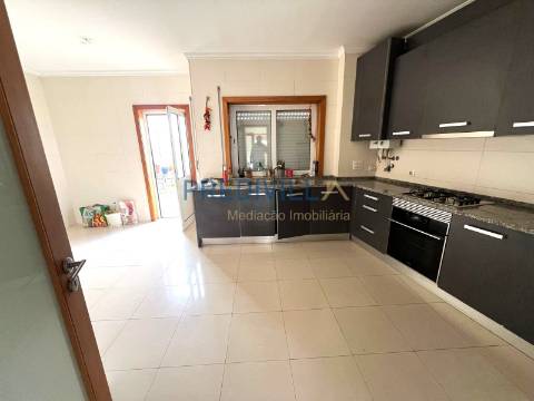 Moradia Geminada T3 Venda em Árvore,Vila do Conde
