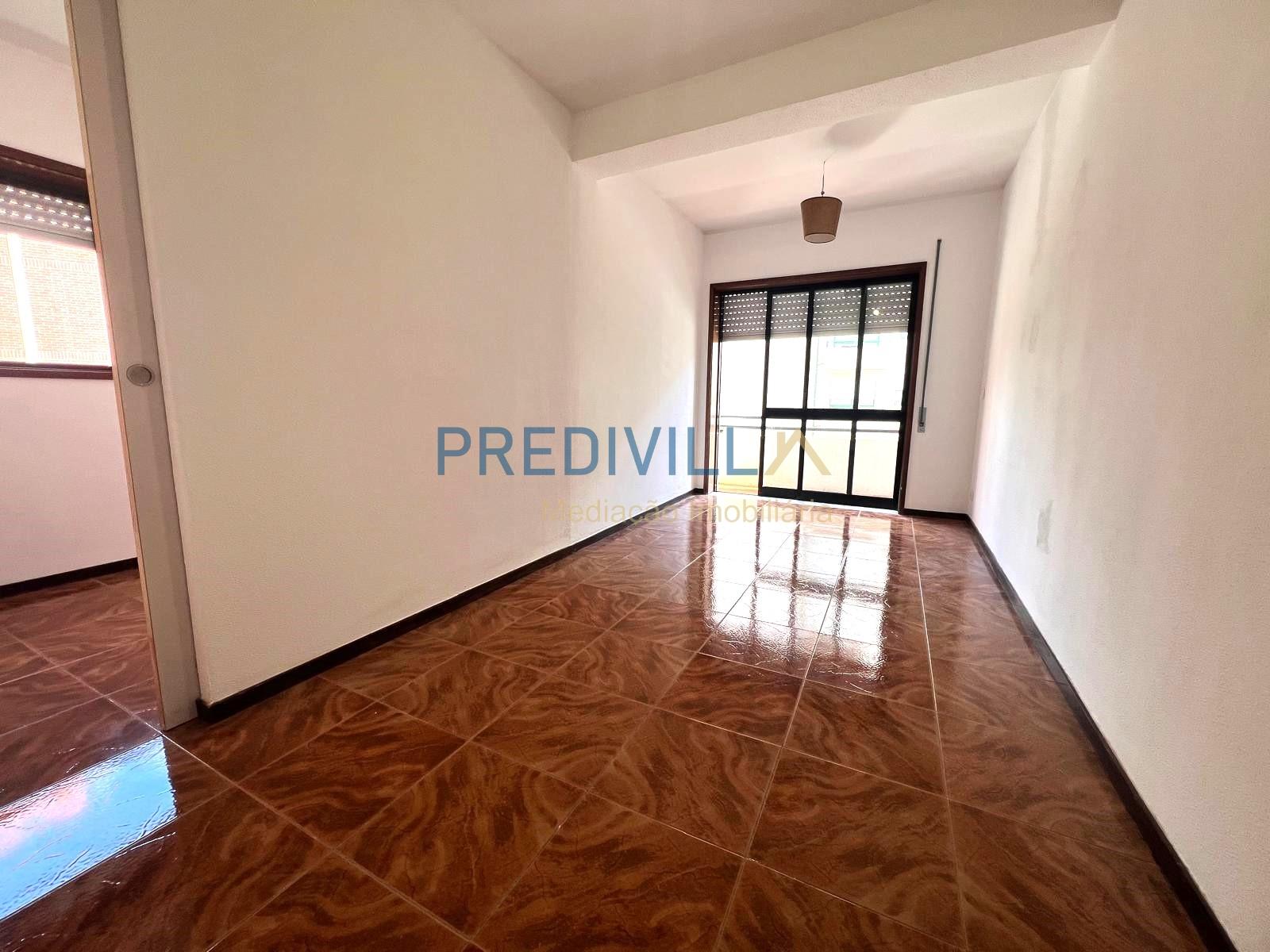 Apartamento T1 Venda em Moreira,Maia
