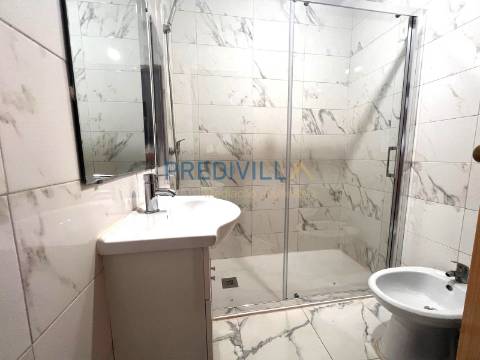 Apartamento T1 Venda em Moreira,Maia