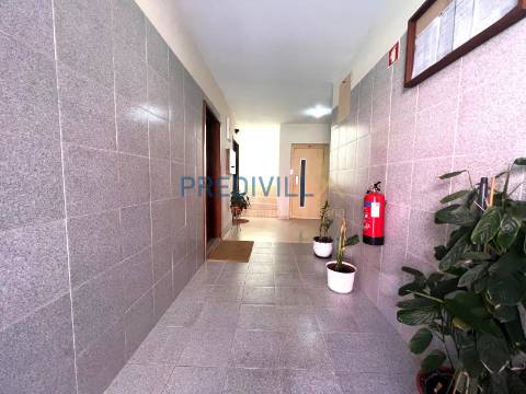 Apartamento T1 Venda em Moreira,Maia