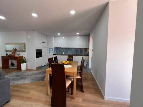 Apartamento T3 Venda em Matosinhos e Leça da Palmeira,Matosinhos