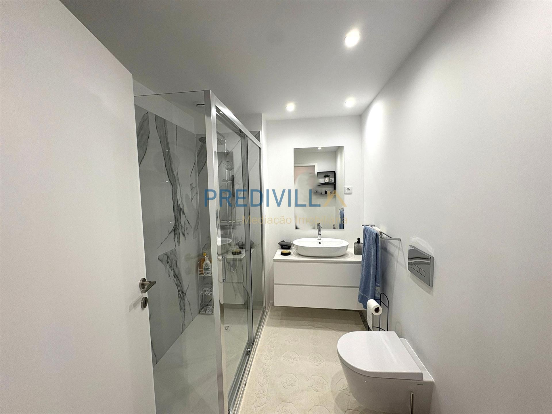 Apartamento T0 Venda em Matosinhos e Leça da Palmeira,Matosinhos
