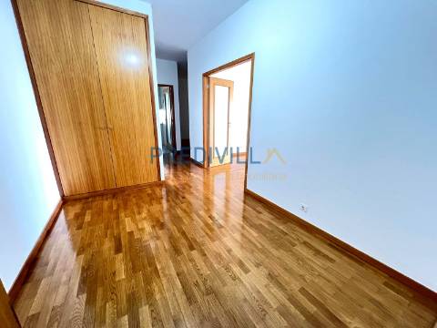 Apartamento T3 Venda em Póvoa de Varzim, Beiriz e Argivai,Póvoa de Varzim