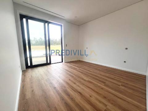 Moradia Geminada T4 Venda em Vilar e Mosteiró,Vila do Conde