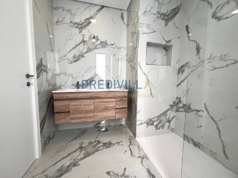 Moradia Geminada T4 Venda em Vilar e Mosteiró,Vila do Conde
