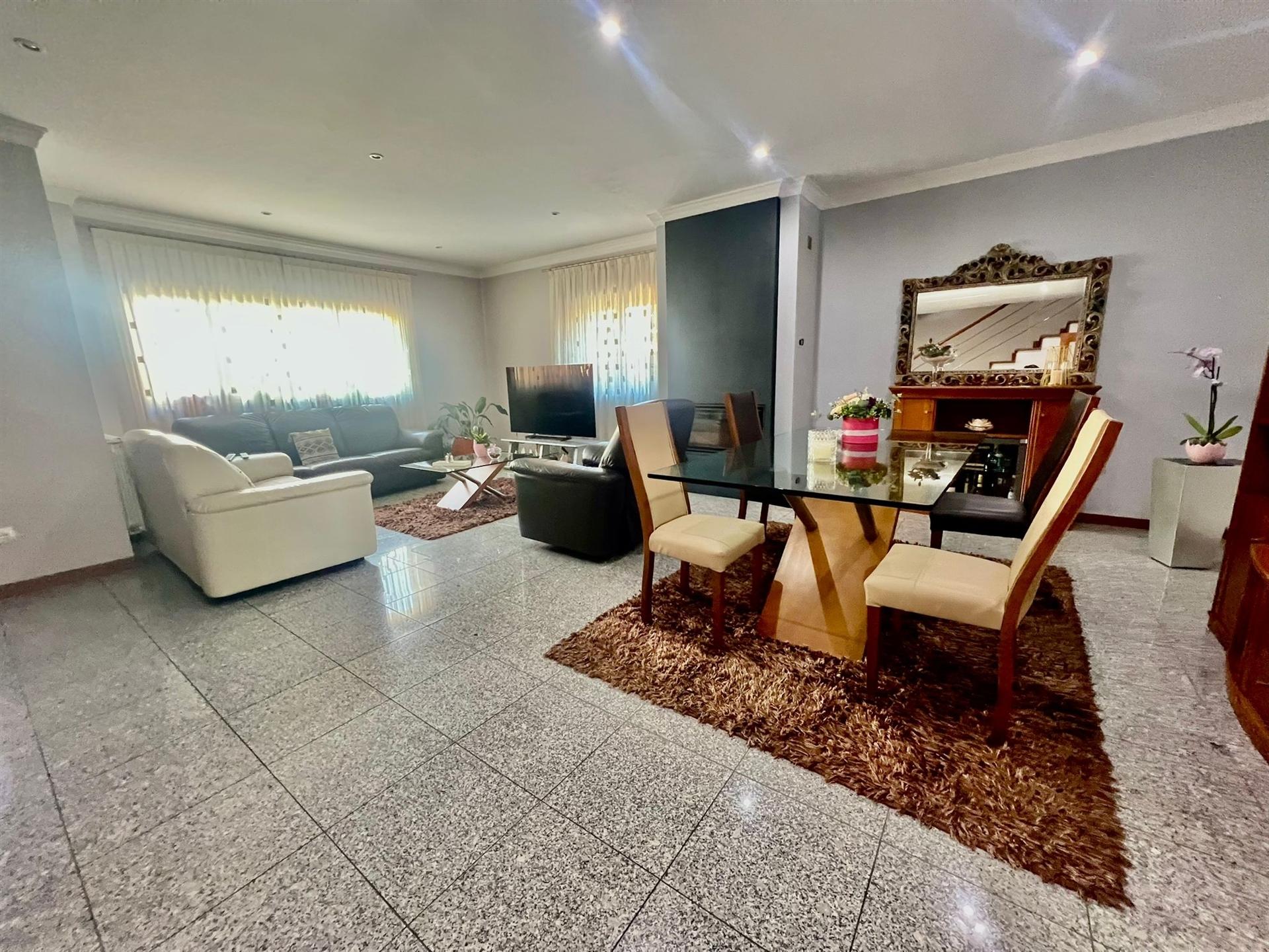 Moradia Geminada T3 Venda em Mindelo,Vila do Conde