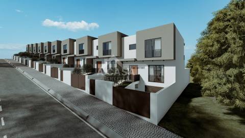 Moradia em Banda T3 nova