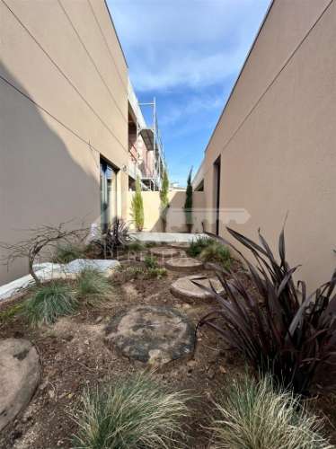 Moradia T3 Geminada nova de luxo com garagem para 2 carros e toda equipada com domótica