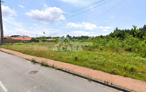 Lote de Terreno 8 de 303.50 m2 com 10 m de frente em Cortegaça