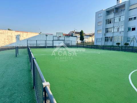 Apartamento T3 com varanda