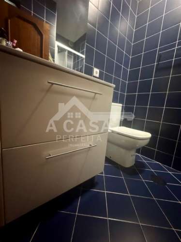 Apartamento T4 com elevador e garagem para 1 carro no centro