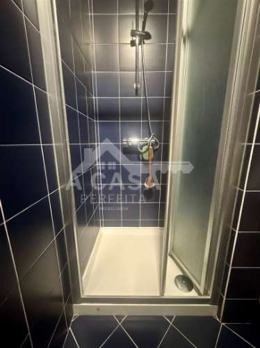 Apartamento T4 com elevador e garagem para 1 carro no centro