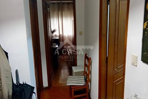 Apartamento T2 em Santa Maria Maior