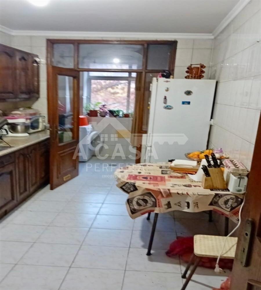 Apartamento T2 em Santa Maria Maior