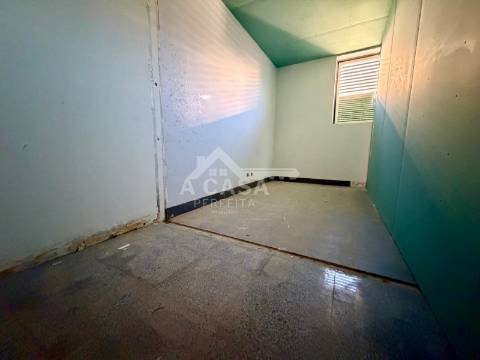 Andar moradia T2 completamente renovada