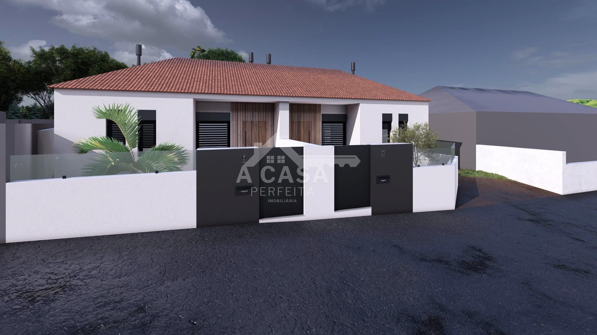 Moradia geminada térrea T2 totalmente renovada com garagem em São Martinho da Gândara