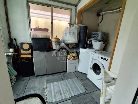 Moradia T3 Térrea com pátio