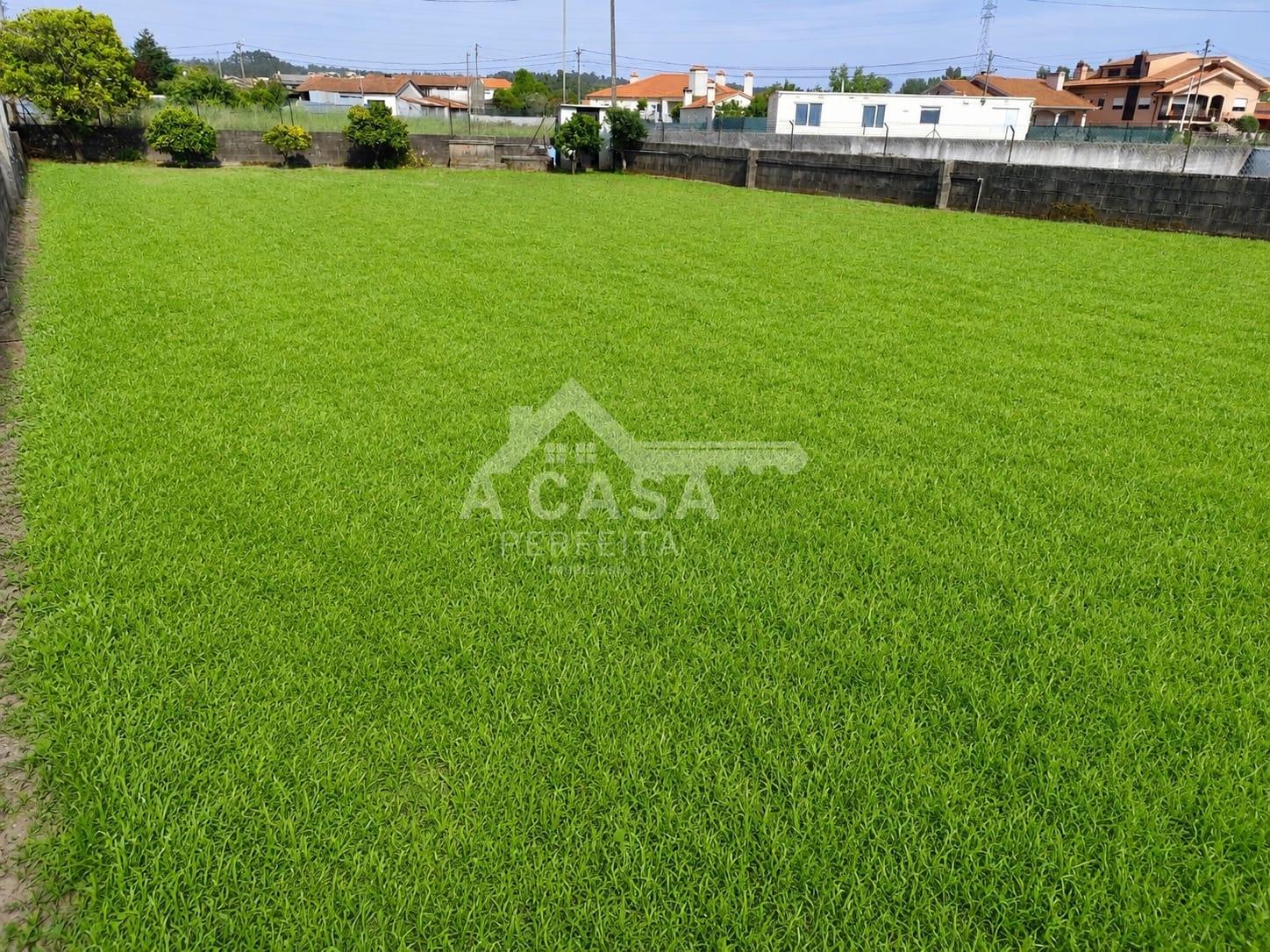 Terreno para construção em Maceda
