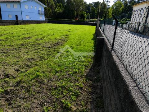 Terreno para construção em Maceda