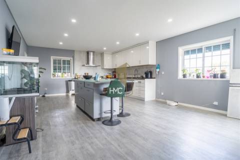 Moradia T4 Venda em Meixomil,Paços de Ferreira