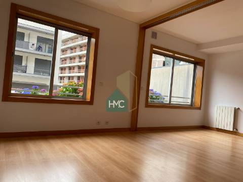 Apartamento T0 Venda em Paranhos,Porto