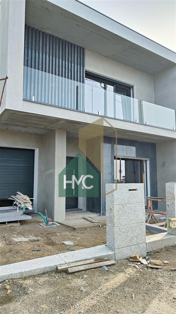 Moradia Geminada T3 Venda em Sanfins Lamoso Codessos,Paços de Ferreira