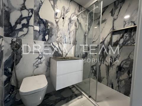 Moradia T4 NOVA com Piscina