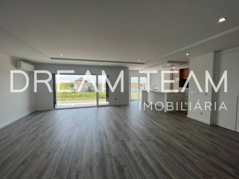 Apartamento T3+1 DUPLEX Venda em Montijo e Afonsoeiro,Montijo