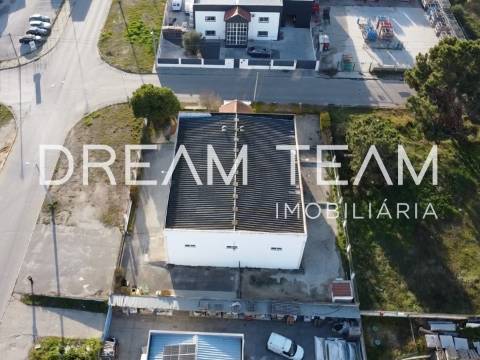 Armazém com escritório no Vale do Alecrim -  Pinhal Novo