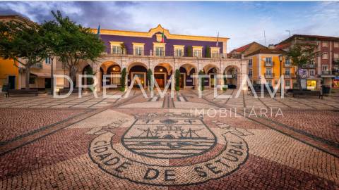 Loja, Urbanização Vila Maria, Setúbal