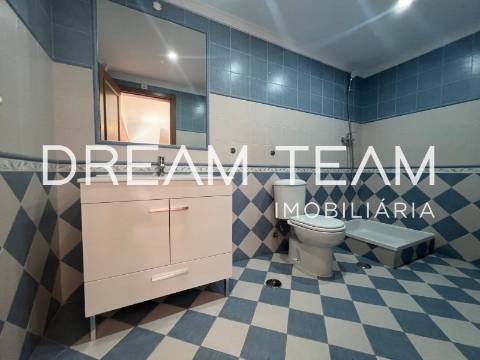 Moradia Geminada T3 Venda em Sesimbra (Castelo),Sesimbra