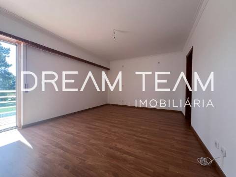 Moradia Geminada T3 Venda em Sesimbra (Castelo),Sesimbra