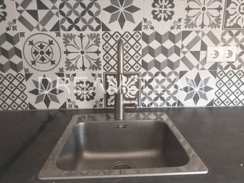 Apartamento T2 Remodelado Setúbal - Qta. Alves da Silva