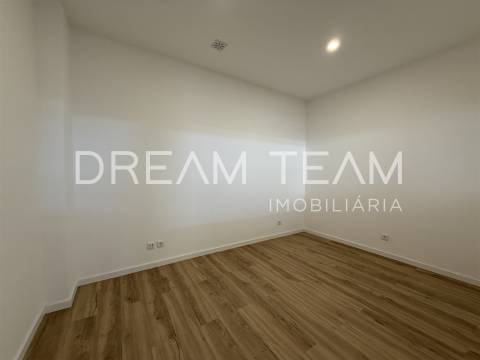 Apartamento T1 + 1 Vila Maria - Setúbal