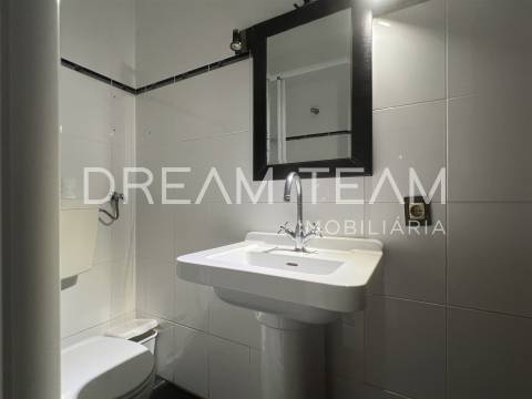 Moradia T4 em Oleiros - Azeitão