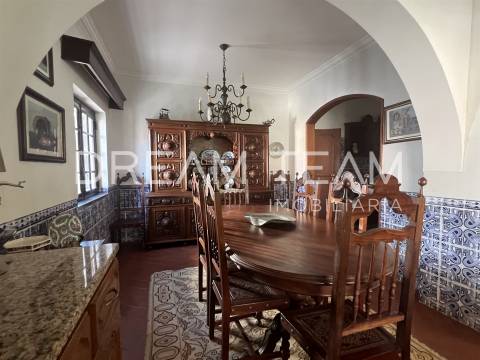 Moradia T4 em Oleiros - Azeitão