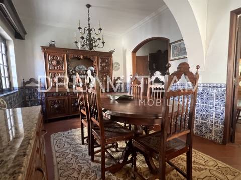 Moradia T4 em Oleiros - Azeitão