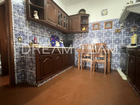 Moradia T4 em Oleiros - Azeitão