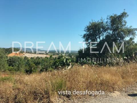 Terreno Urbano para Construção – Palhais-Coina | Viabilidade para 27 Fogos