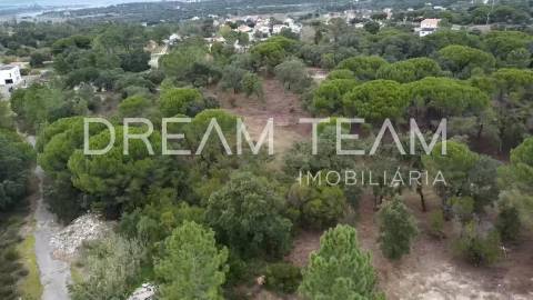 Terreno Urbano para Construção – Palhais-Coina | Viabilidade para 27 Fogos