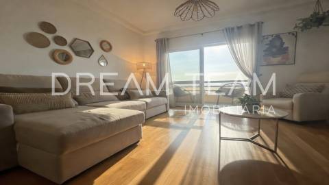 Apartamento T2 nas Colinas de São Francisco – Setúbal | Vista Cidade e Rio