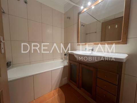 Apartamento T1 no Bairro Afonso Costa - Setúbal