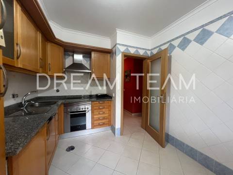 Apartamento T1 no Bairro Afonso Costa - Setúbal