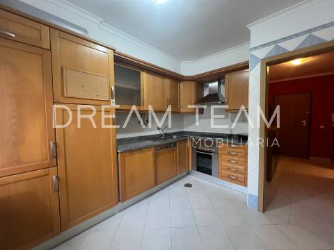 Apartamento T1 no Bairro Afonso Costa - Setúbal