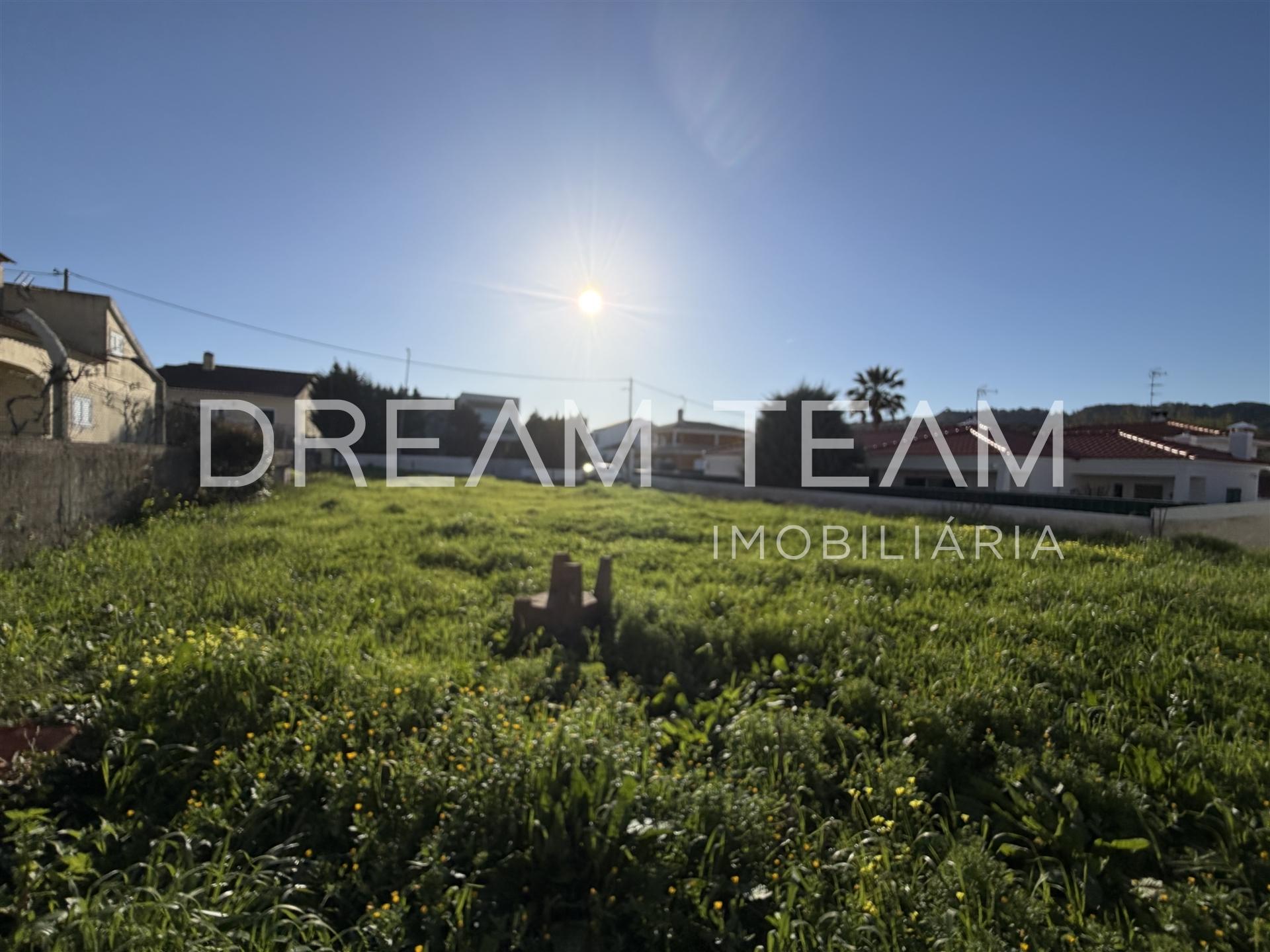 Terreno na Aldeia Grande - Setúbal