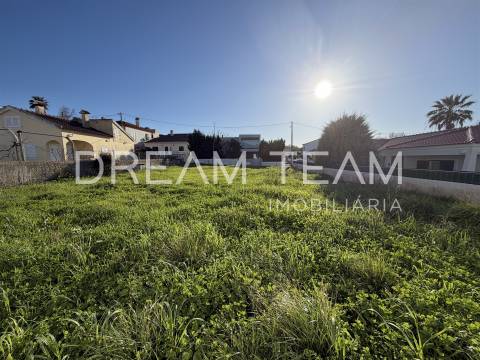 Terreno na Aldeia Grande - Setúbal