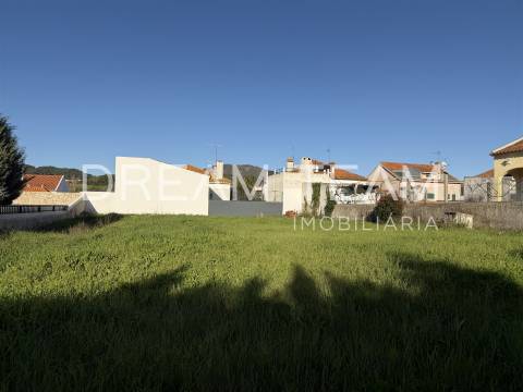 Terreno na Aldeia Grande - Setúbal