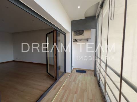 Apartamento T3 Venda em Odivelas,Odivelas