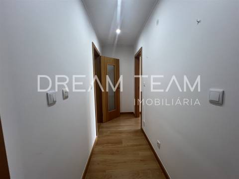 Apartamento T3 Venda em Odivelas,Odivelas