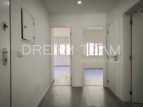 Apartamento T2, Alto do Seixalinho - Barreiro